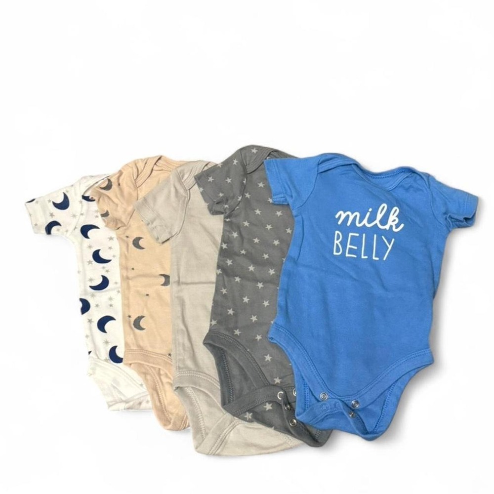 Baby bodysuit bundle (0-3 months)